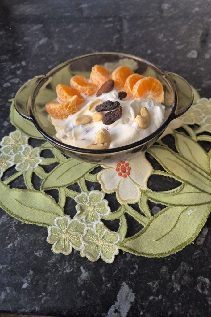 Quick Protein Yogurt Snack with Pear and Mandarin