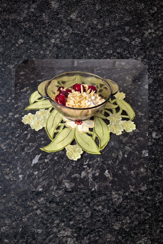 Yogurt Charry Almond Bowl